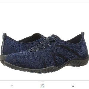 Skechers Breathe Easy Fortune Wide Fit Sneakers 8.5